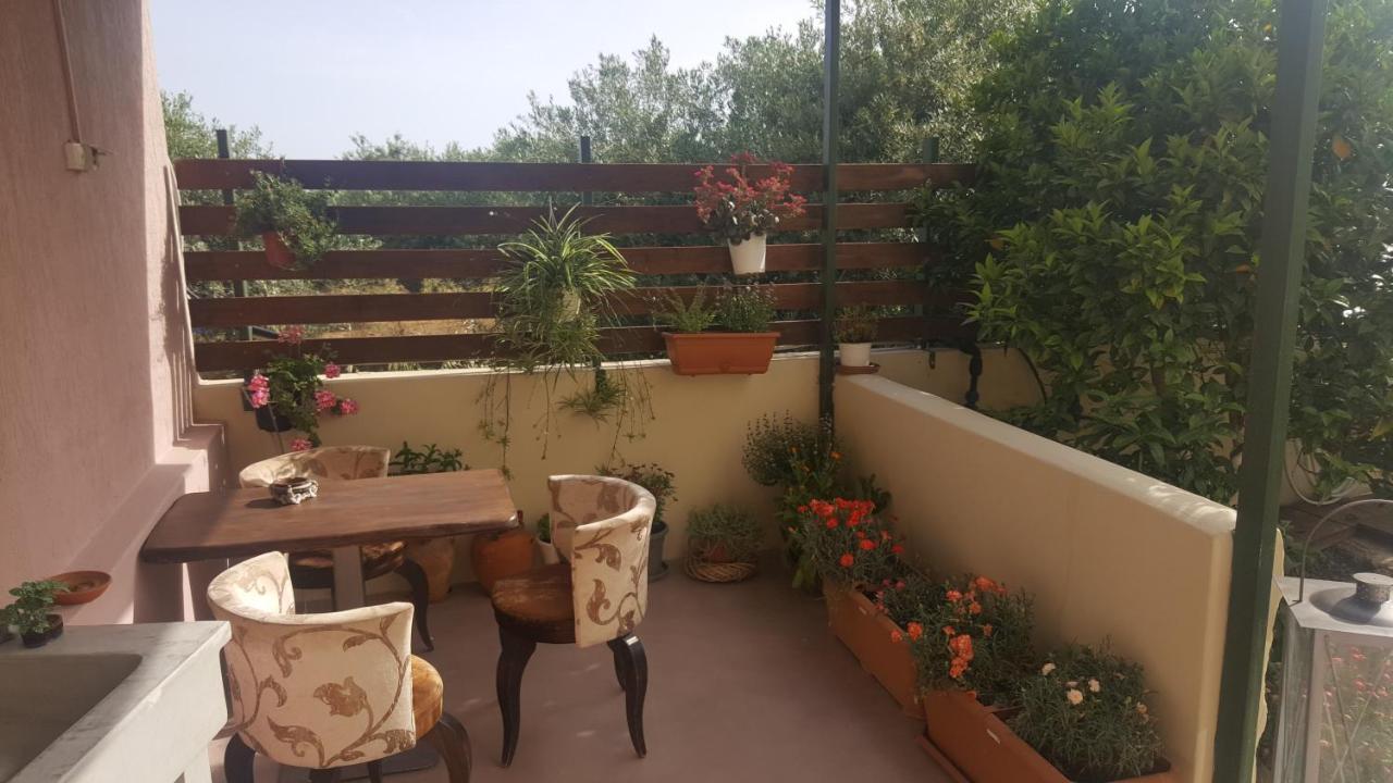 Appartamento Ierapetra Garden House Esterno foto